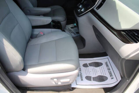 2015 Toyota Sienna