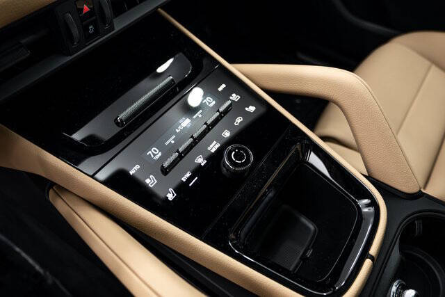 2026 Porsche Cayenne