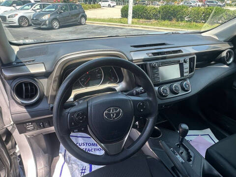 2014 Toyota RAV4 LE