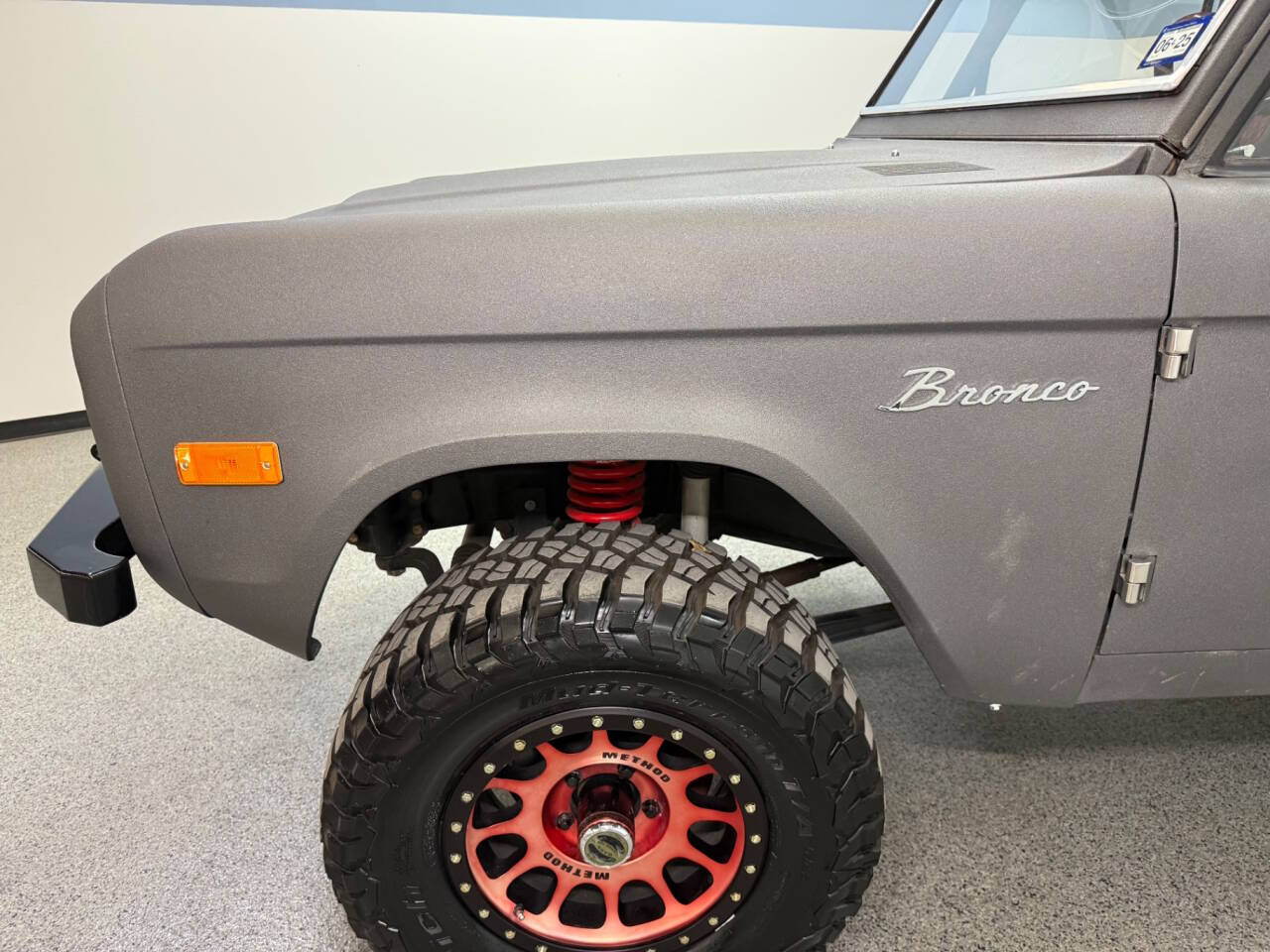 1970 Ford Bronco 11