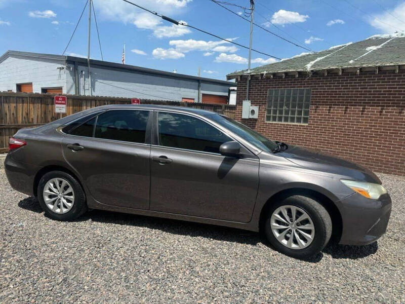 2017 Toyota Camry LE