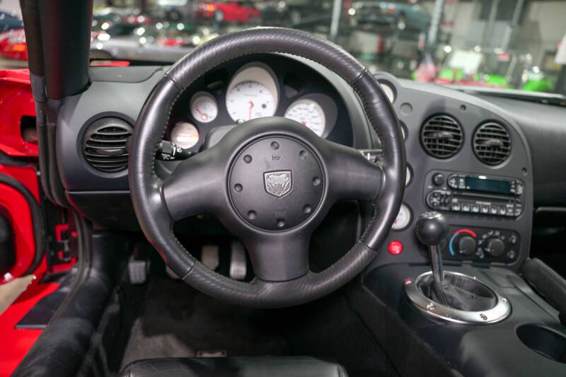 2004 Dodge Viper SRT-10