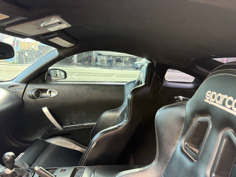 2005 Nissan 350Z Anniversary Edition