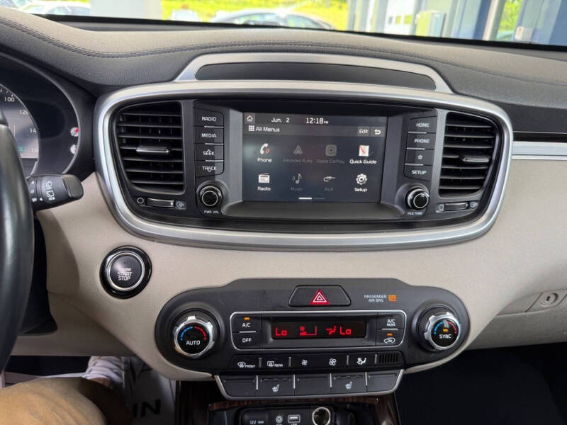 2019 Kia Sorento EX Sport