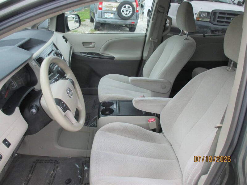 2014 Toyota Sienna