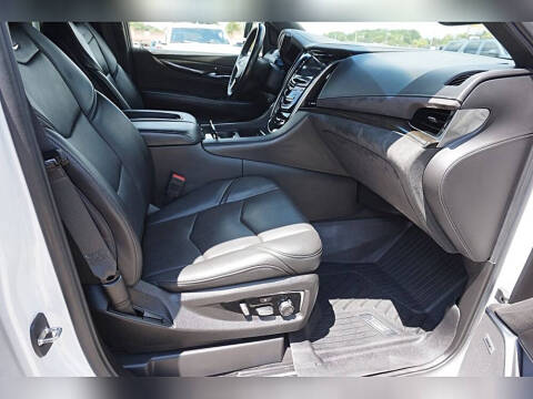 2019 Cadillac Escalade Platinum