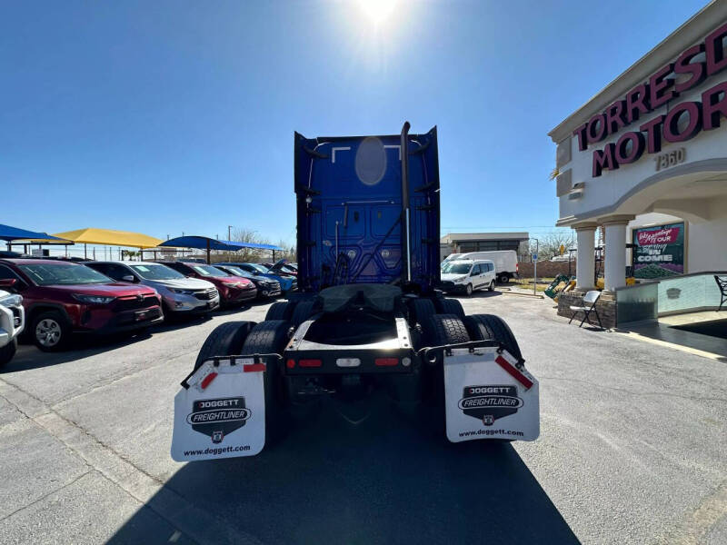 2018 Freightliner Cascadia