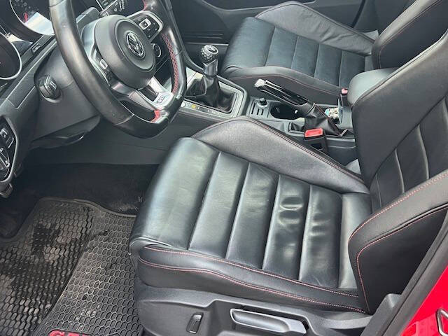 2016 Volkswagen Golf GTI SE