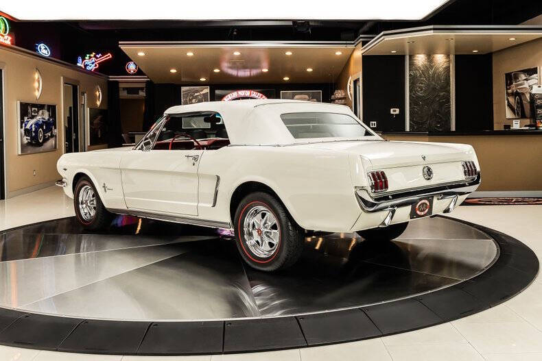 1964 Ford Mustang