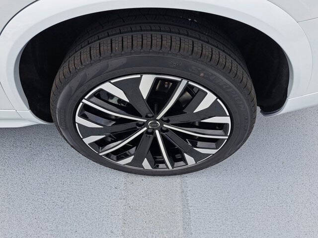 2026 Volvo XC90 T8 Plus 7P