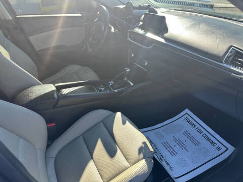 2016 Mazda MAZDA6 i Touring