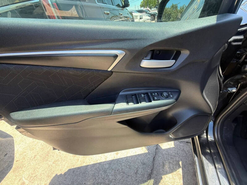 2017 Honda Fit EX