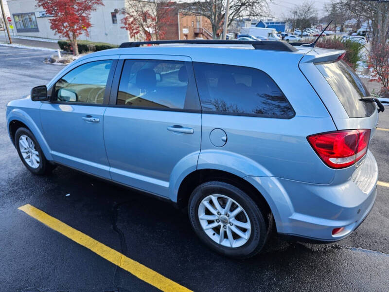 2013 Dodge Journey SXT photo 6