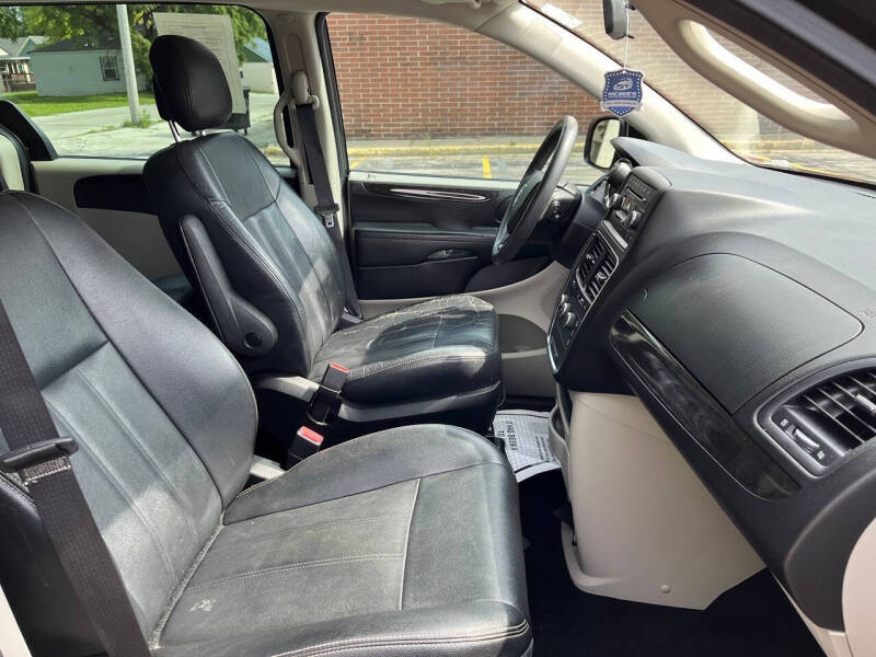 2013 Dodge Grand Caravan American Value Package