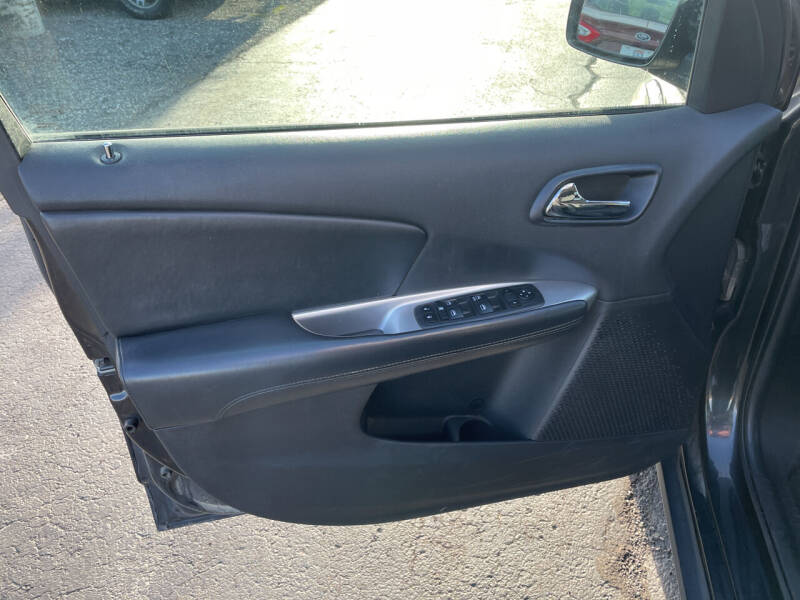 2011 Dodge Journey Mainstreet