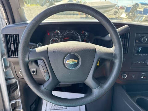 2023 Chevrolet Express 2500