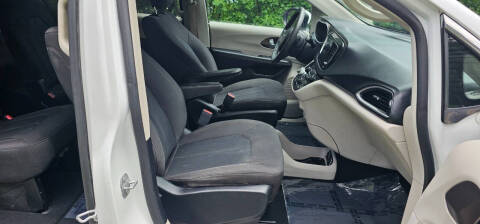 2017 Chrysler Pacifica Touring