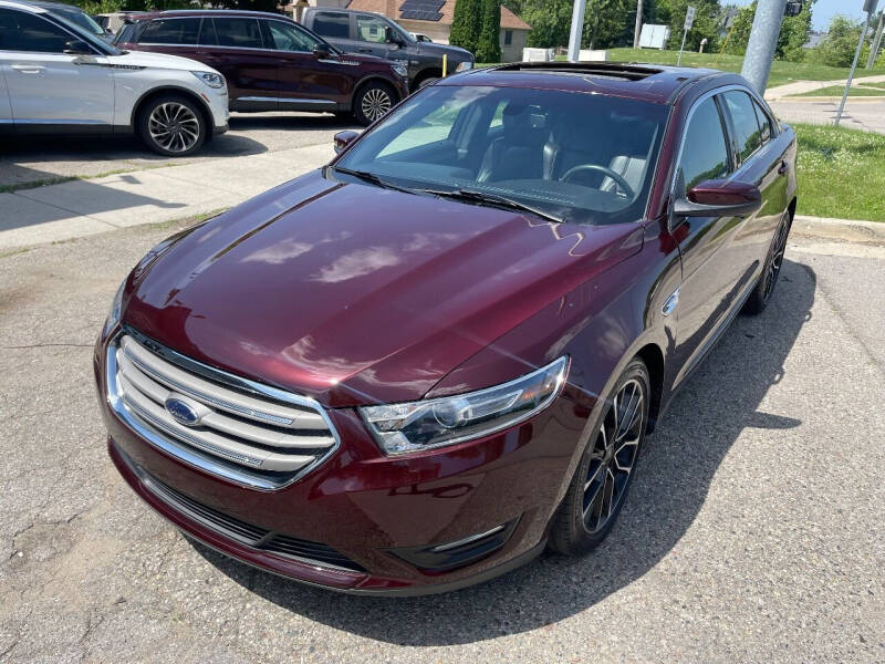 2018 Ford Taurus SEL