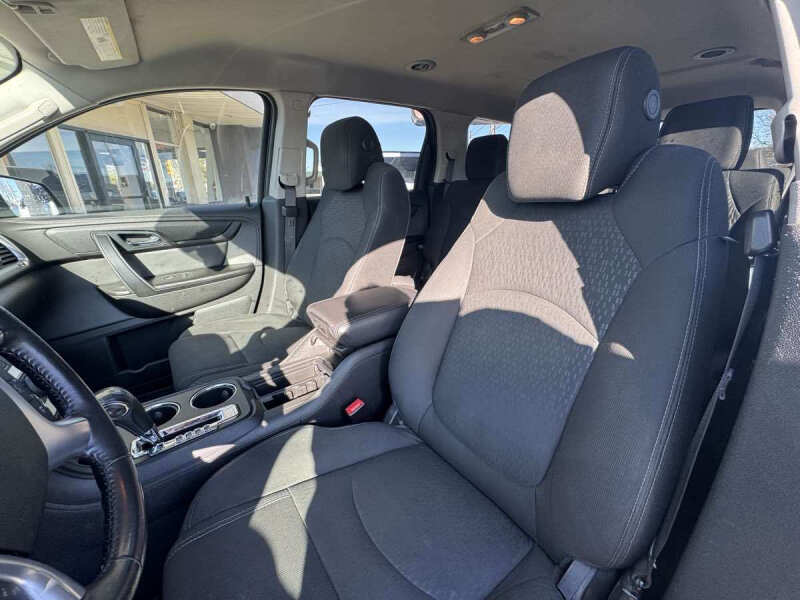 2016 GMC Acadia SLE-1