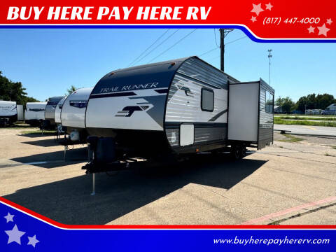 2022 Heartland Trail Runner 261BHS for sale at BUY HERE PAY HERE RV in Burleson TX