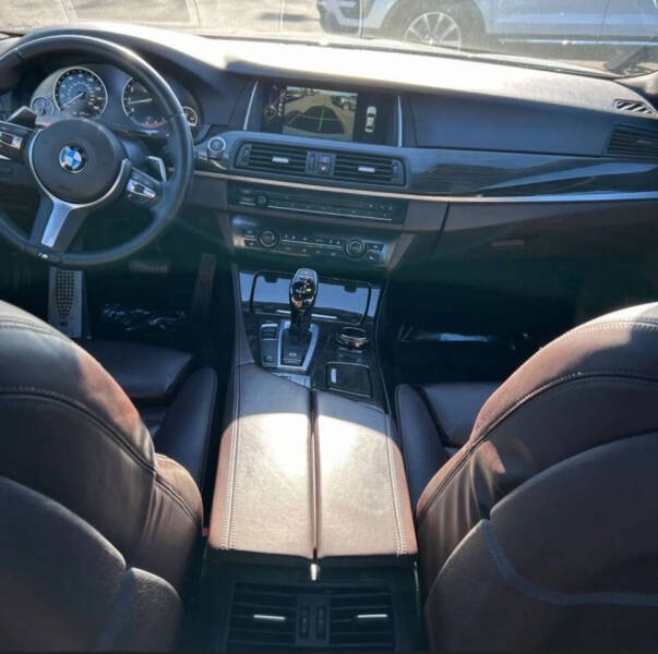 2014 BMW 5 Series 550i