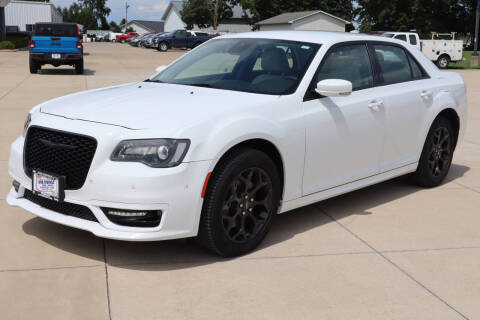 2023 Chrysler 300 Touring L