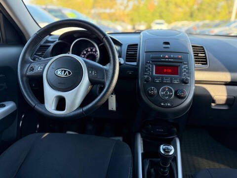 2012 Kia Soul +