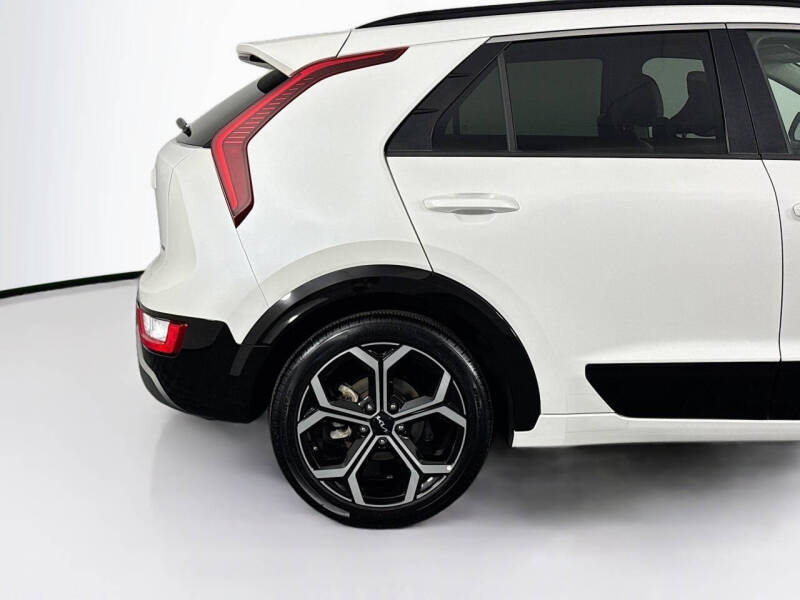 2023 Kia Niro EX Touring