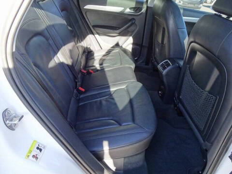 2015 Audi Q3 2.0T quattro Prestige