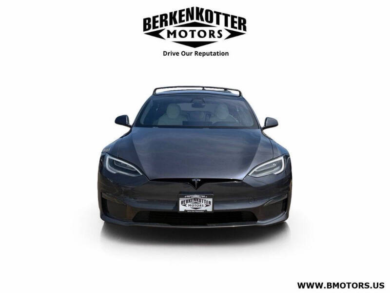 2022 Tesla Model S Plaid
