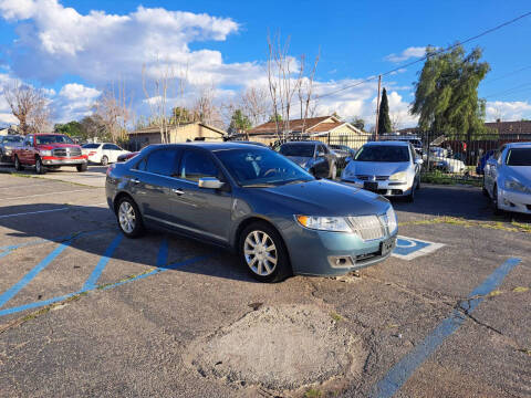 2011 Lincoln MKZ for sale at RN AUTO GROUP in San Bernardino CA