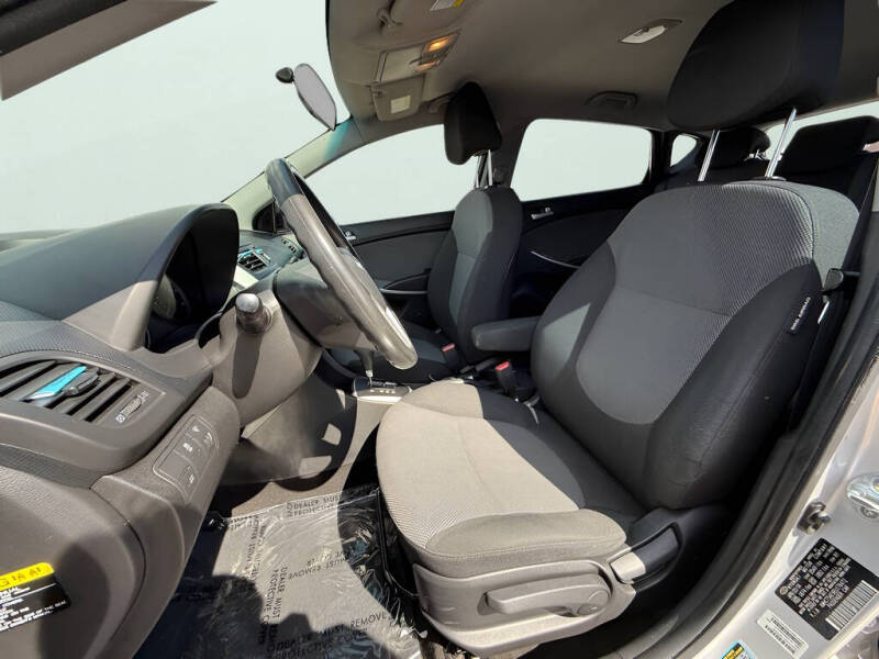 2014 Hyundai Accent GS