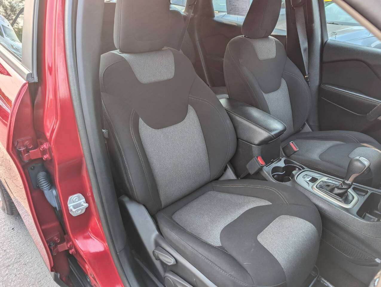 used 2017 Jeep Cherokee car, priced at $10,799