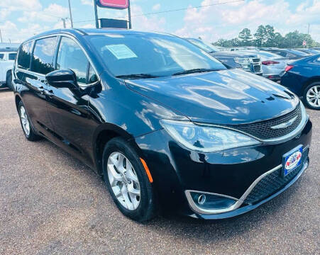 2018 Chrysler Pacifica Touring Plus