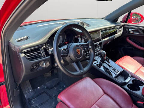 2023 Porsche Macan S