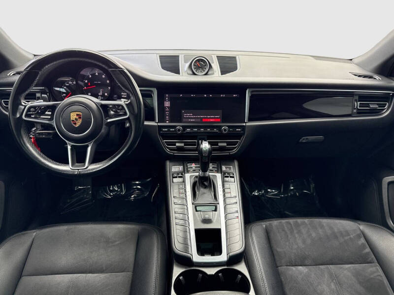 2020 Porsche Macan