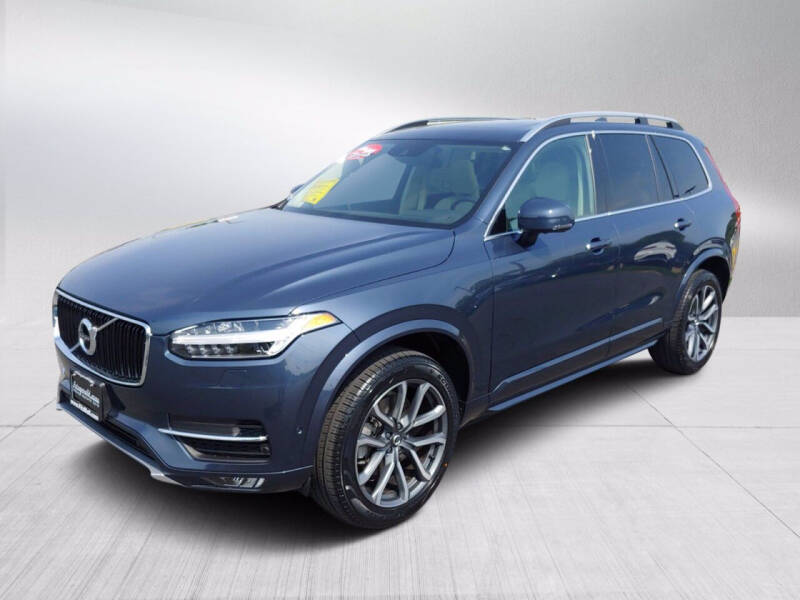 2018 Volvo XC90 T5 Momentum 5-Passenger