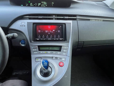 2013 Toyota Prius Three