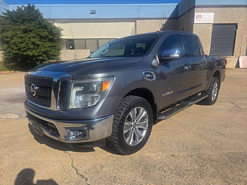 2017 Nissan Titan