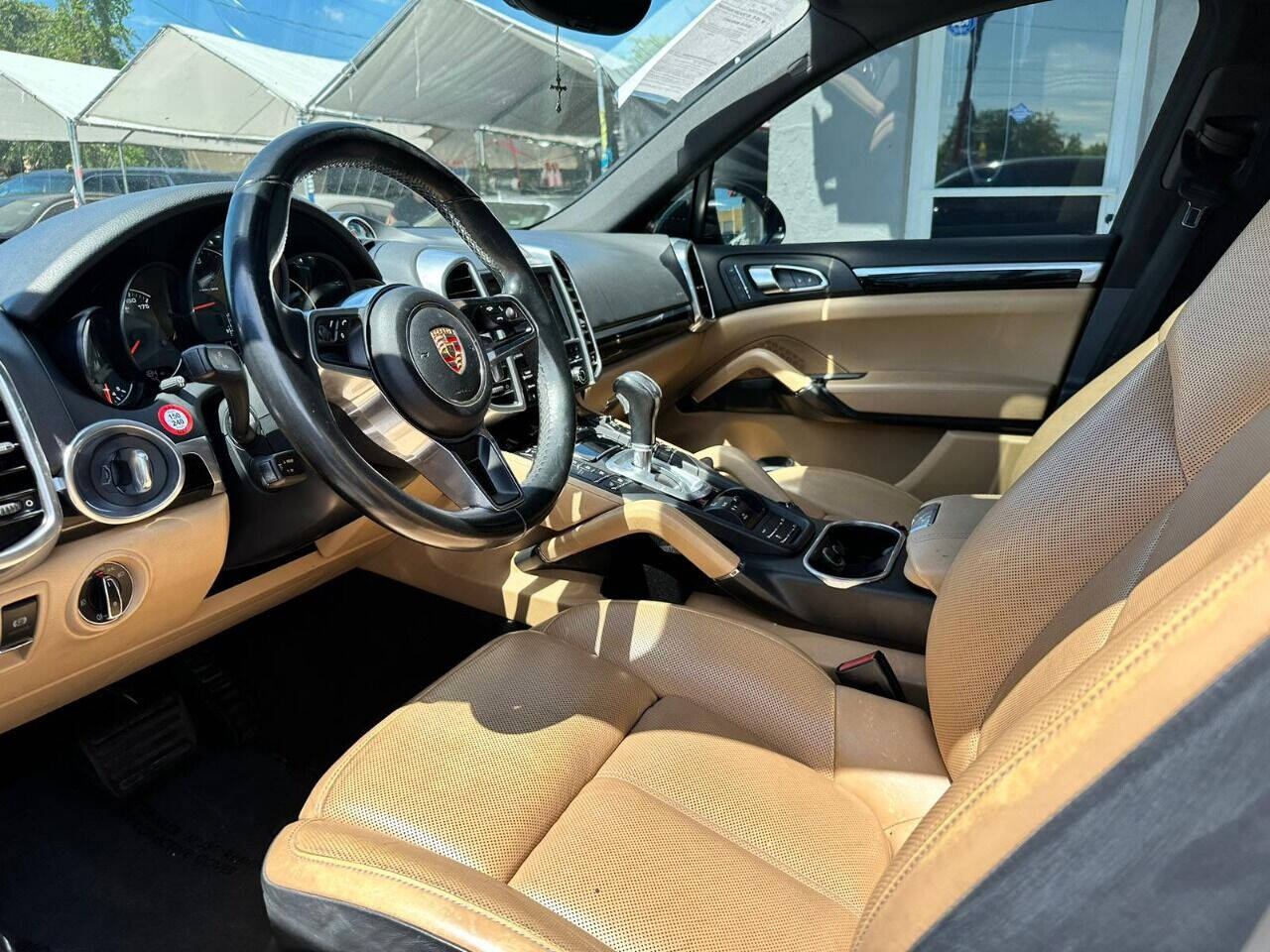 2015 PORSCHE Cayenne SUV / Crossover - $27,995