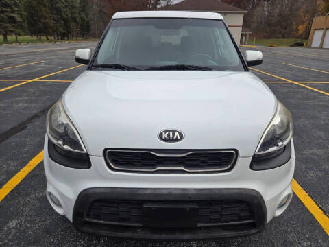 2013 Kia Soul +
