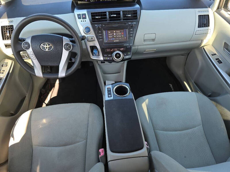 2012 Toyota Prius v Three