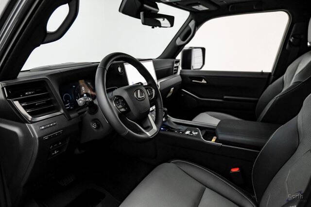 2025 Lexus GX 550 Luxury+