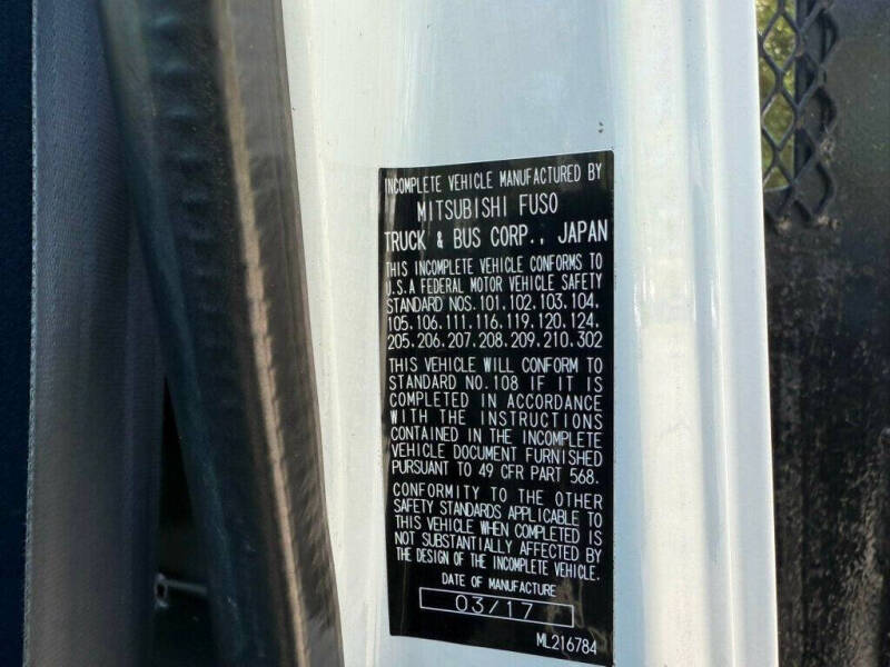 2017 Mitsubishi Fuso FE180