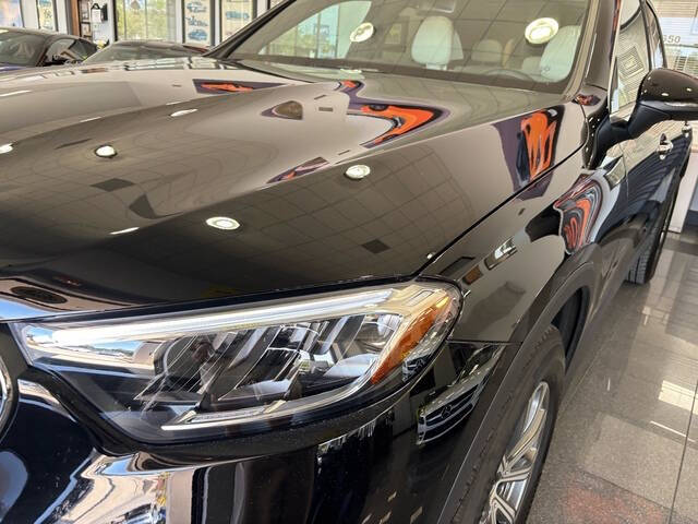 2024 Mercedes-Benz GLC 26