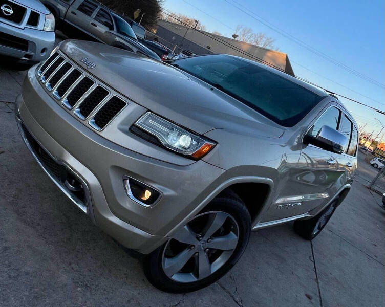 2014 Jeep Grand Cherokee Overland photo 2