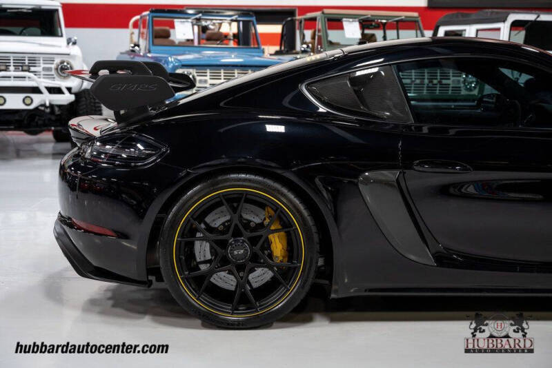 2023 Porsche 718 Cayman GT4 RS