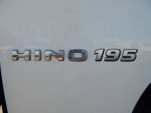 2015 Hino 195