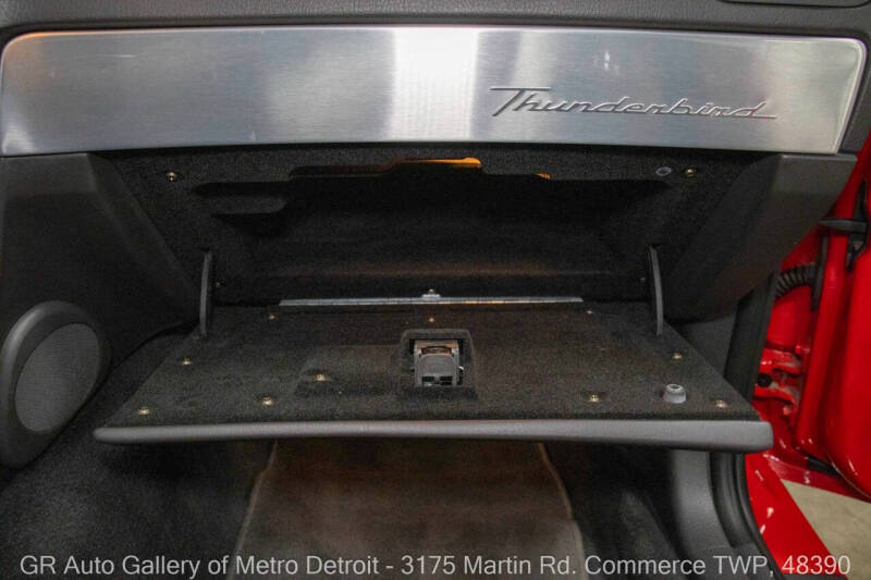 2002 Ford Thunderbird Deluxe