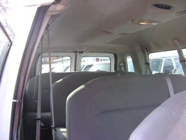 2014 Ford E-Series E-350 SD XL